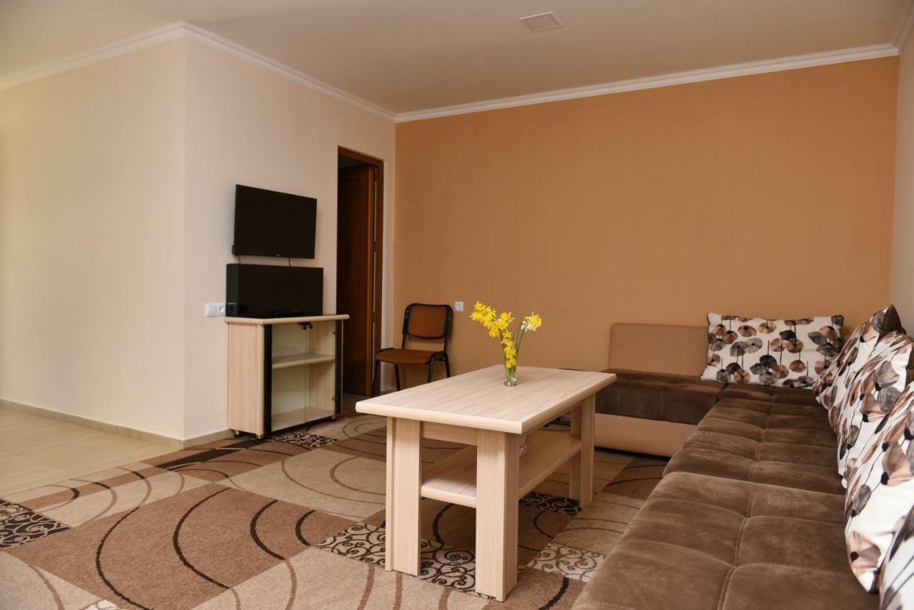 Greenwood Hotel Dilidjan Extérieur photo