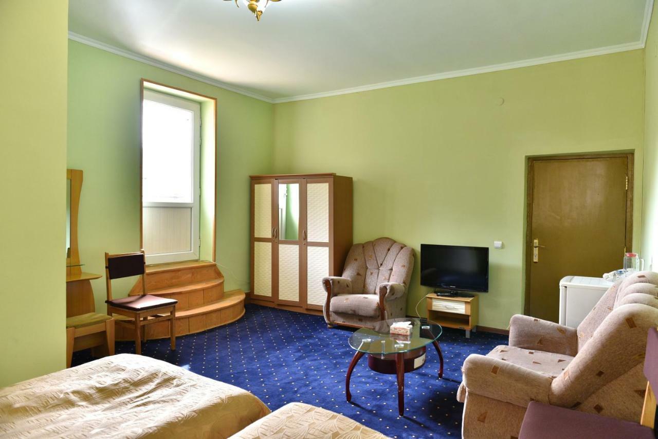Greenwood Hotel Dilidjan Extérieur photo