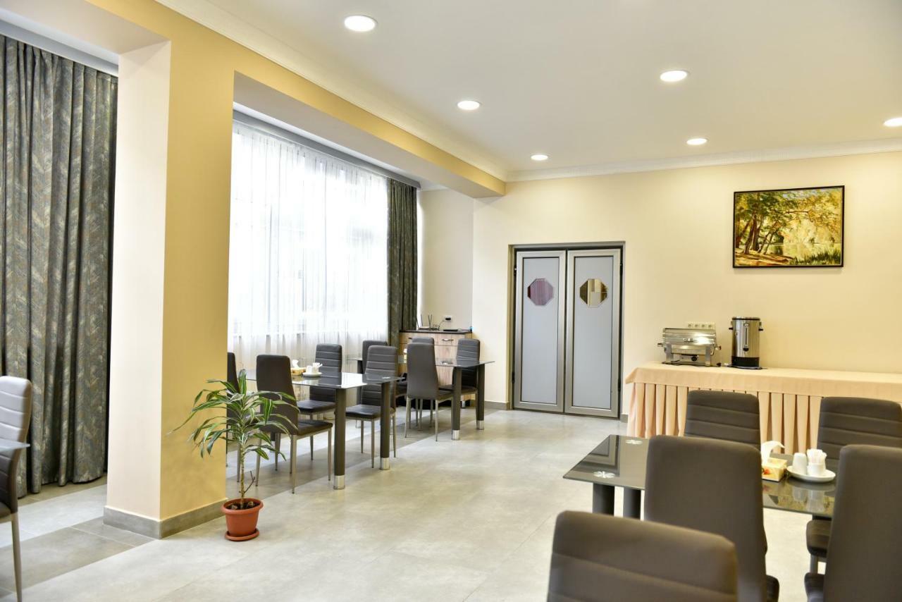 Greenwood Hotel Dilidjan Extérieur photo